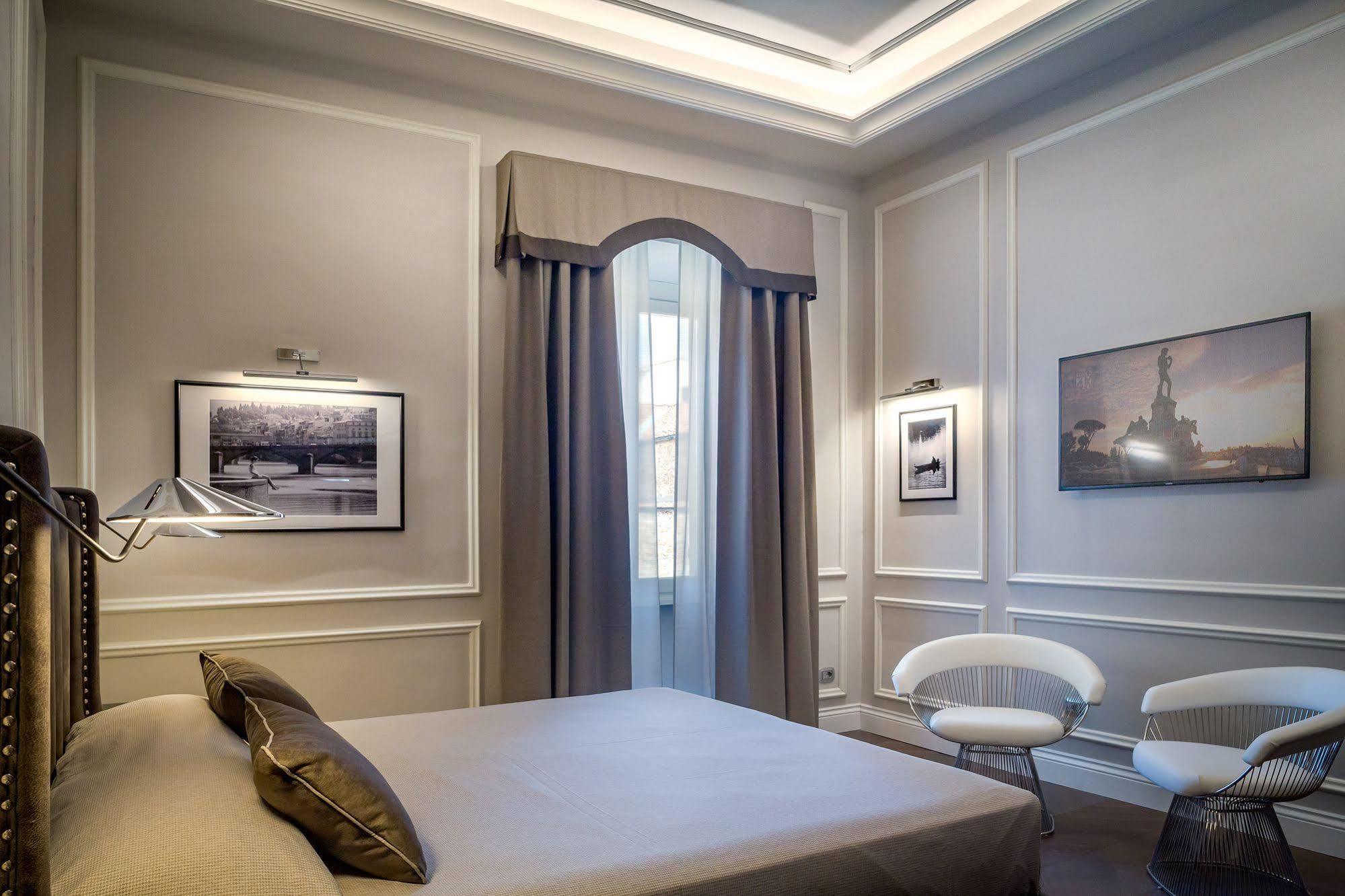 Hotel Bretagna Heritage - Alfieri Collezione Floransa Dış mekan fotoğraf