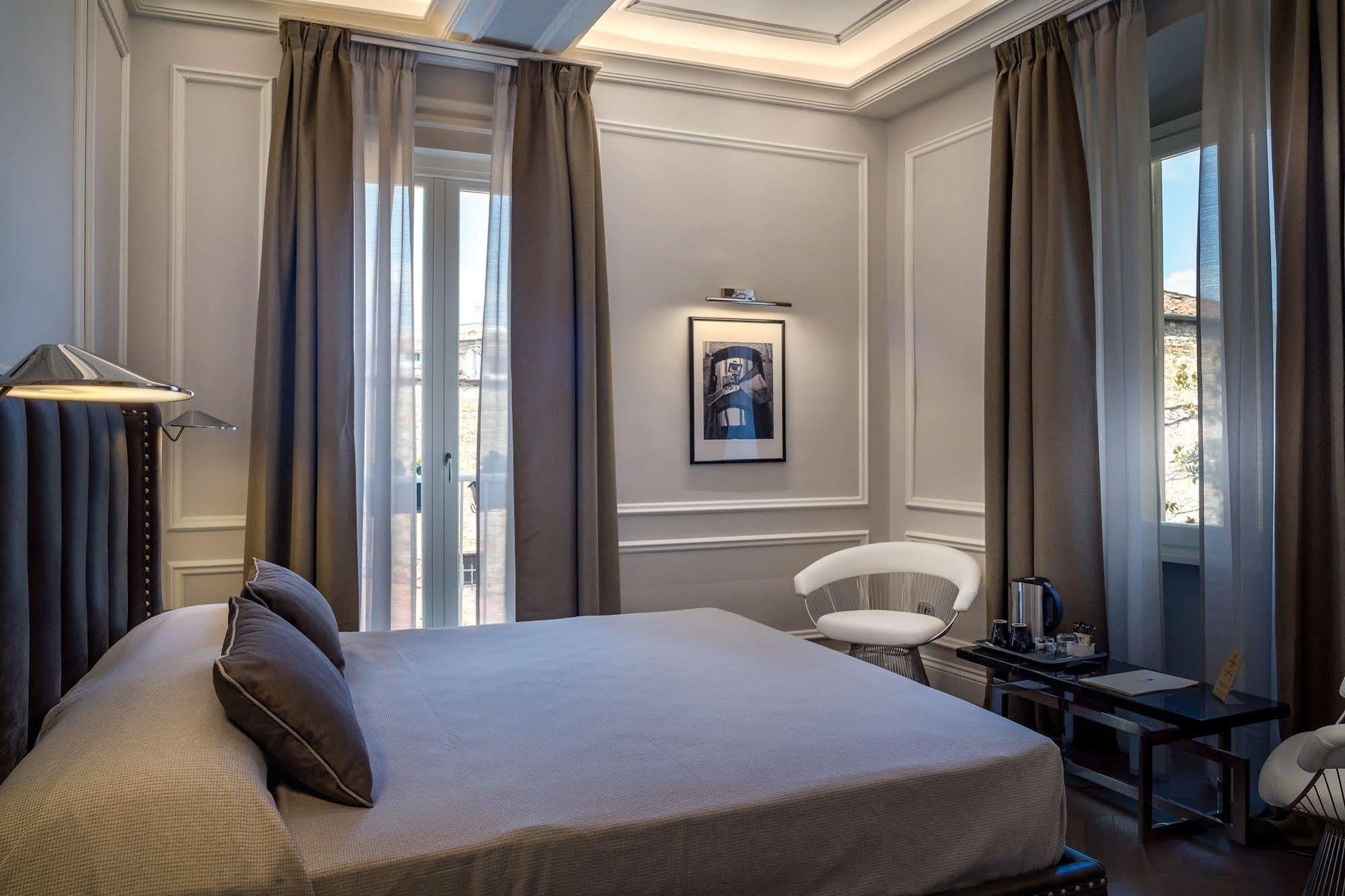 Hotel Bretagna Heritage - Alfieri Collezione Floransa Dış mekan fotoğraf